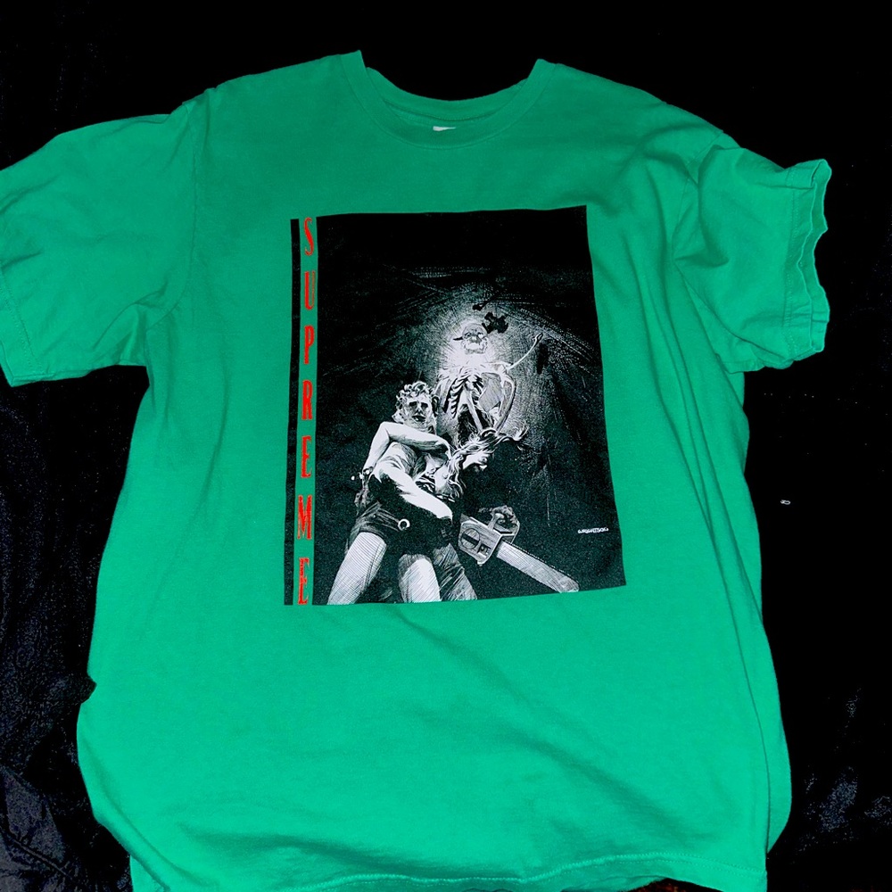 Supreme T-Shirt